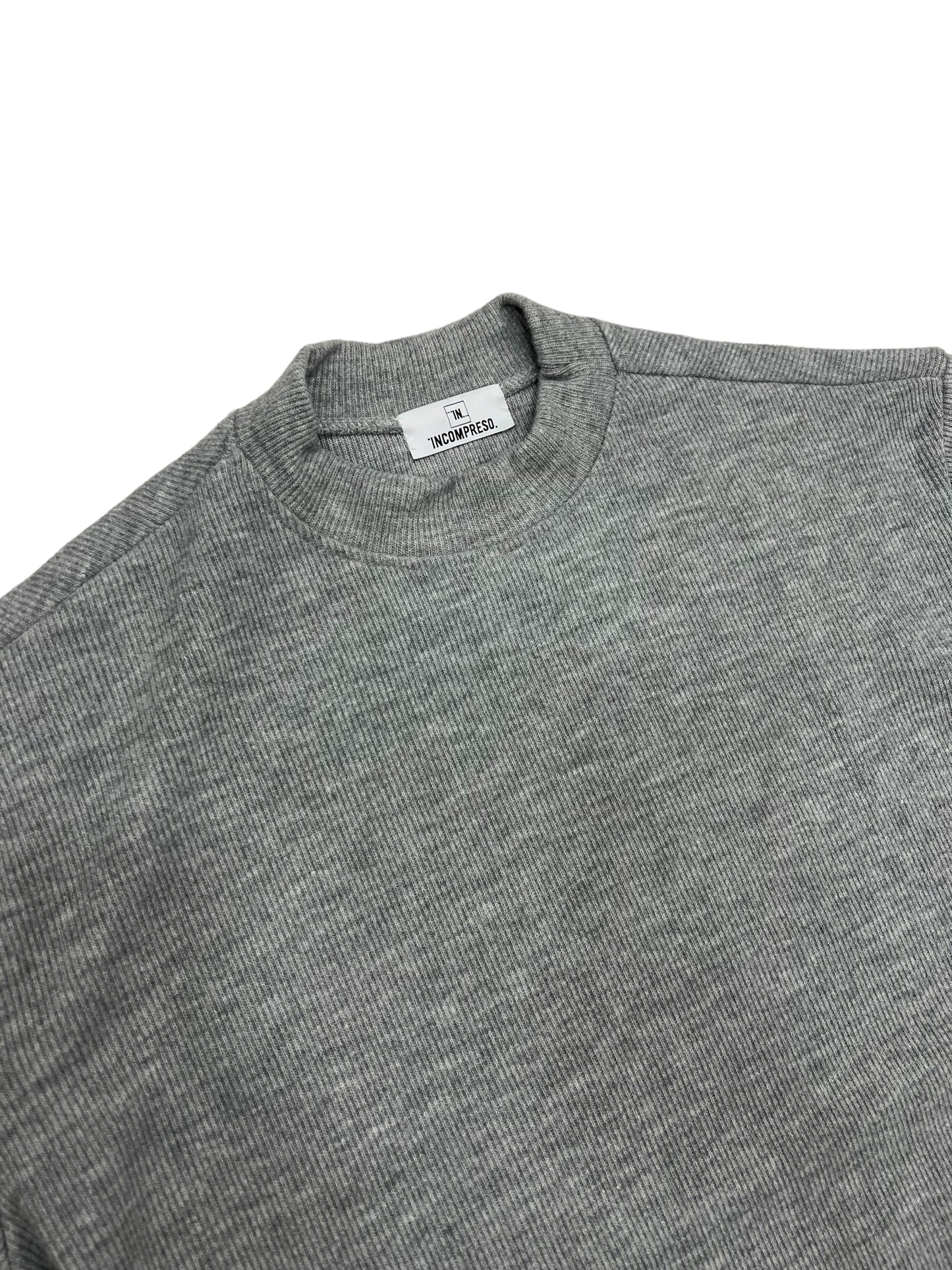 T-shirt Incompreso in maglia