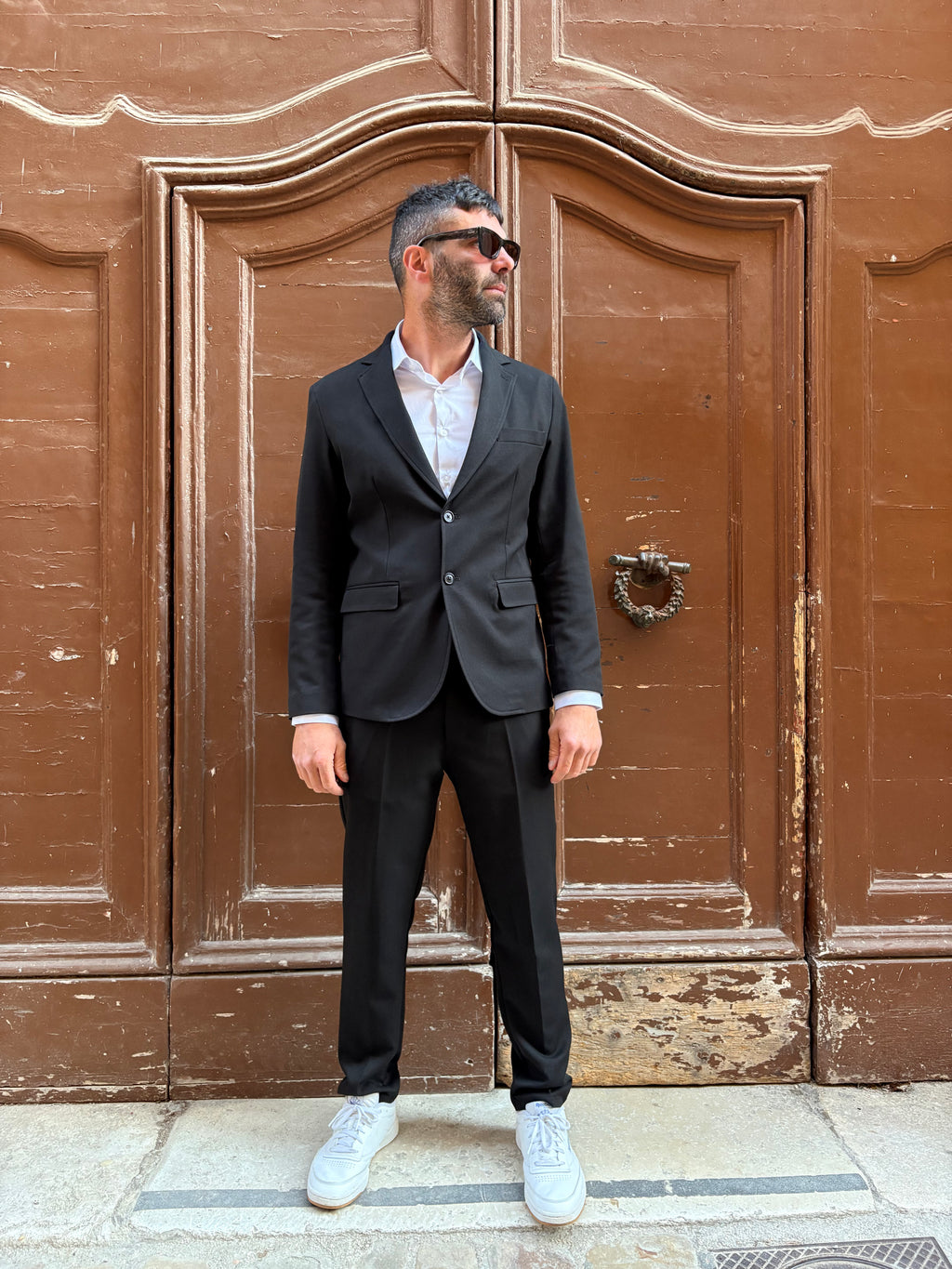 COMPLETO "ART" NERO. GIACCA + PANTALONE INCOMPRESO