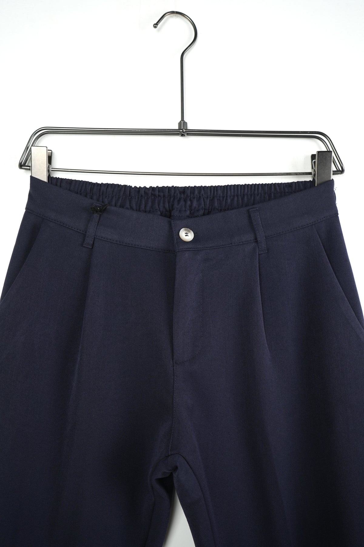 PANTALONE SLIM CON MOLLA DIETRO INVERNALE