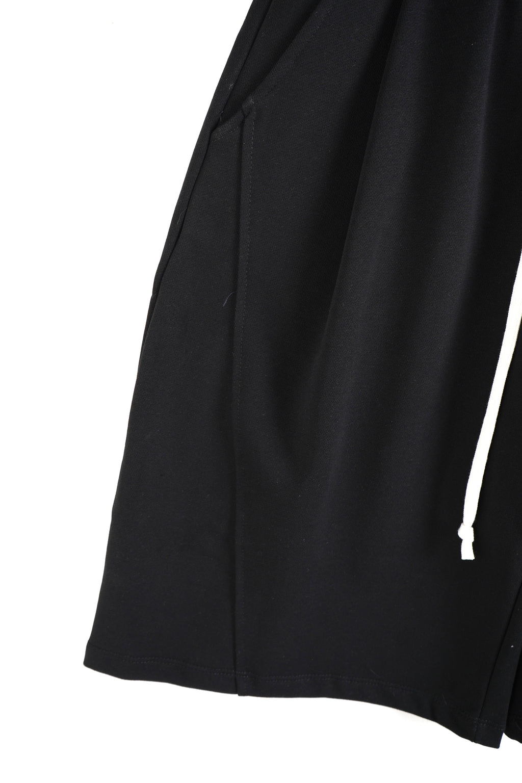 PANTALONCINO BALLOON IN FELPA NERO